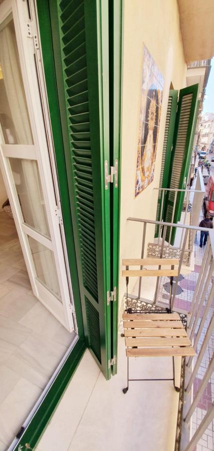 Fan Flat Carreteria Appartement Málaga Buitenkant foto